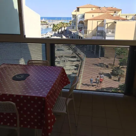 Sète, 2 Pièces, 6 Personnes - Fr-1-338-373 *