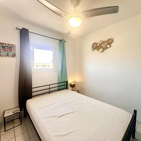 Deux Pieces A 150m De La Plage, Vue Canal - Fr-1-338-373 Apartment *